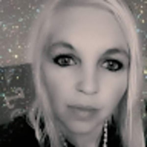 Meet your Posher, Lynn